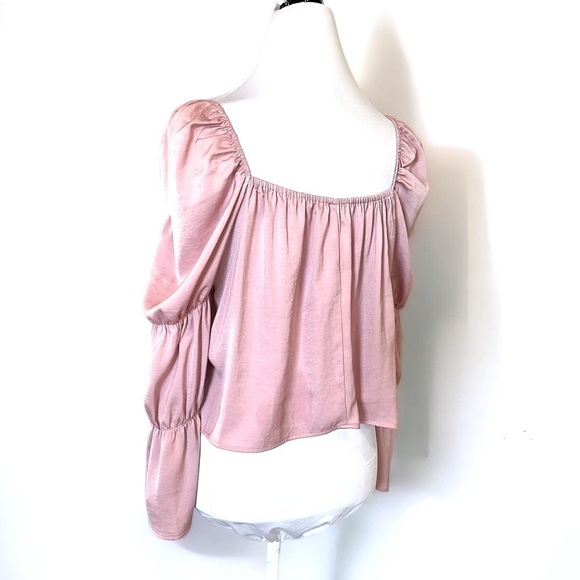 BCBGeneration Tiered Sleeve Pink dusty Rose Neck Top Sz M - Picture 6 of 10